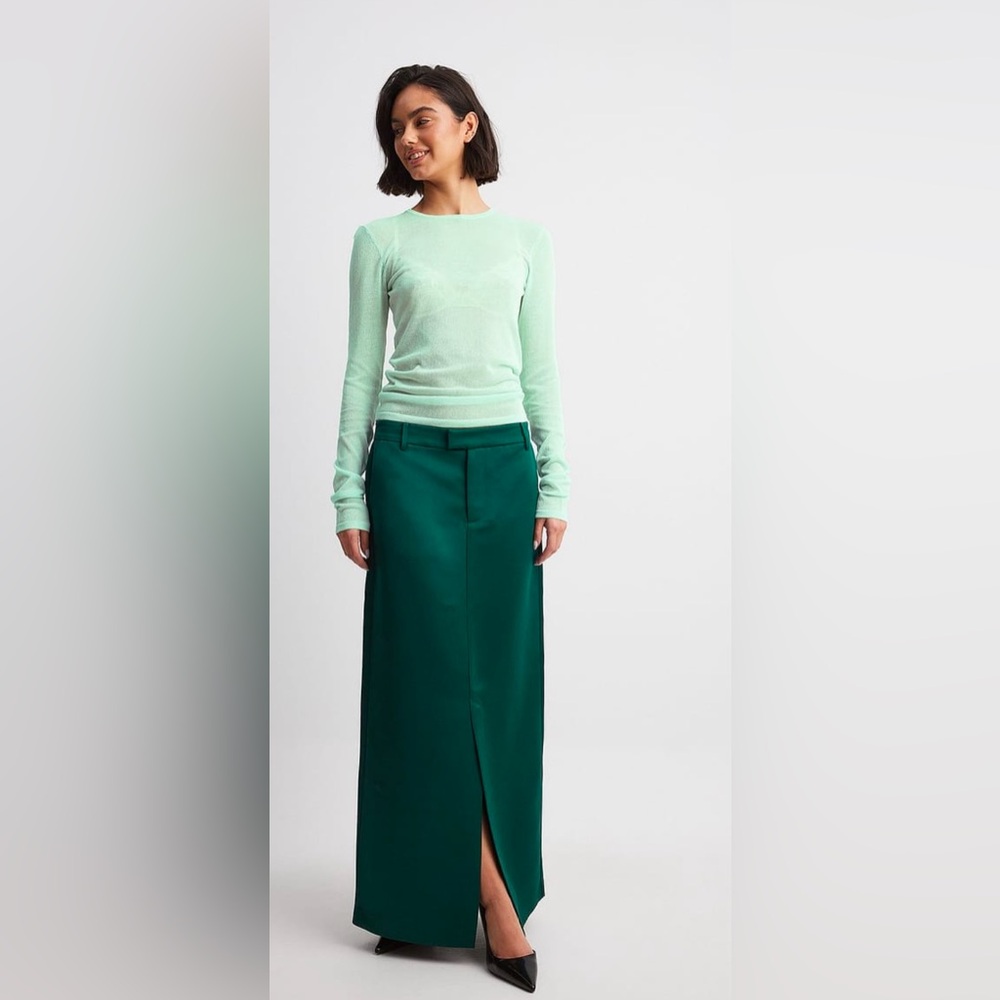 NA - KD dark teal skirt. Size 36 EU/SIZE 6 US. Stunning skirt for fall/winter